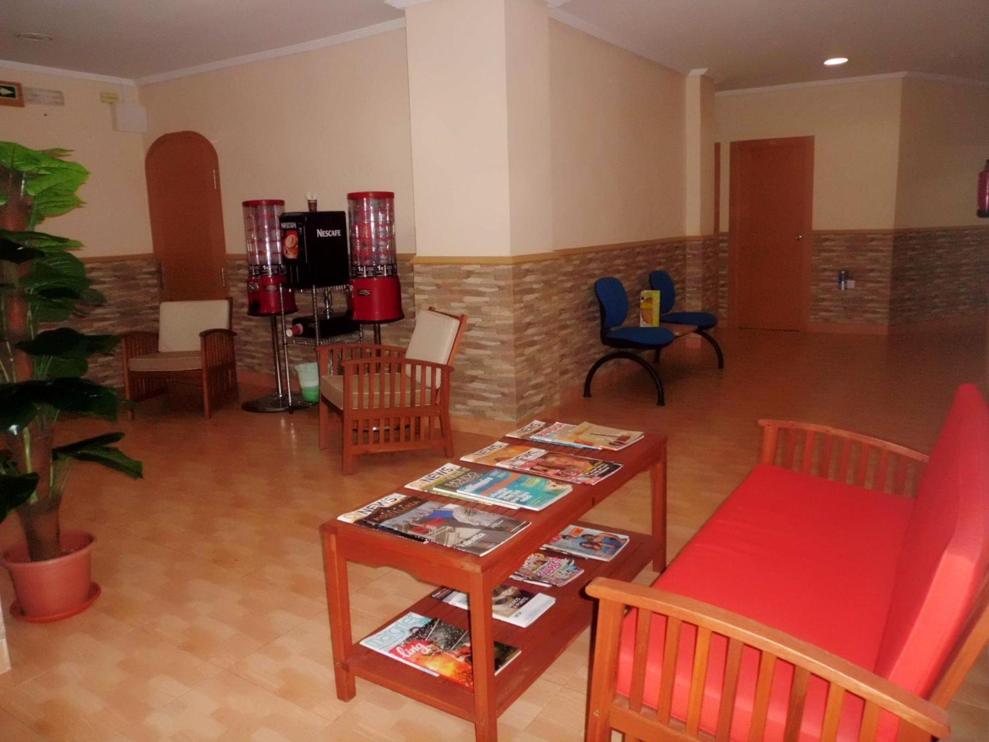 Hostal Abastos — Foto 1